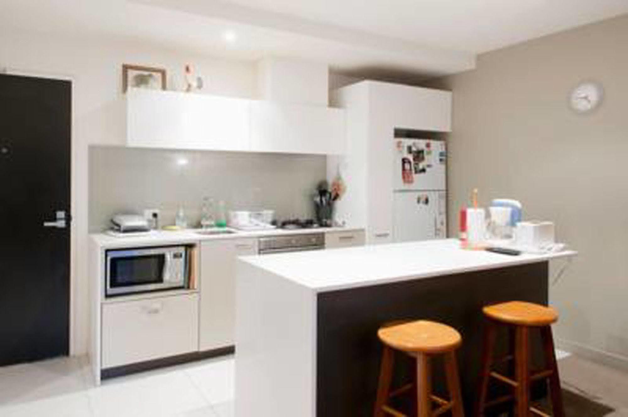 Inner Melbourne Serviced Apartments Exterior photo